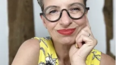 Dr. Liz O’Riordan, Former Breast Surgeon and ThreeTime Breast Cancer Survivor