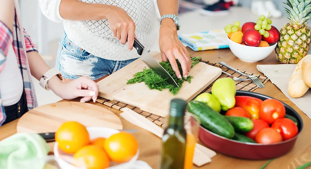 How dietary needs change throughout cancer treatment